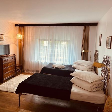 Отель Casa Pisica Noastra Бряза Экстерьер фото