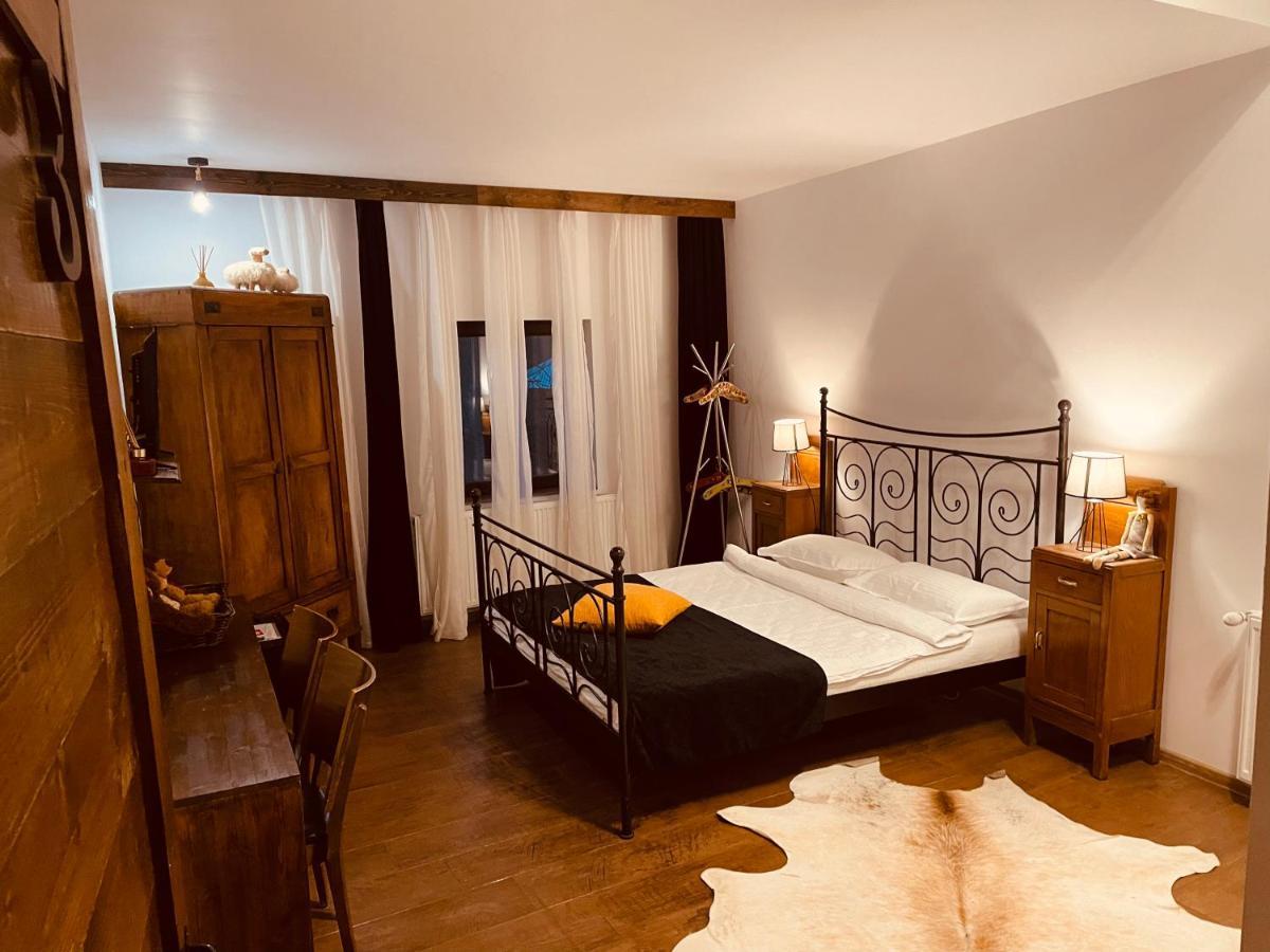 Отель Casa Pisica Noastra Бряза Экстерьер фото